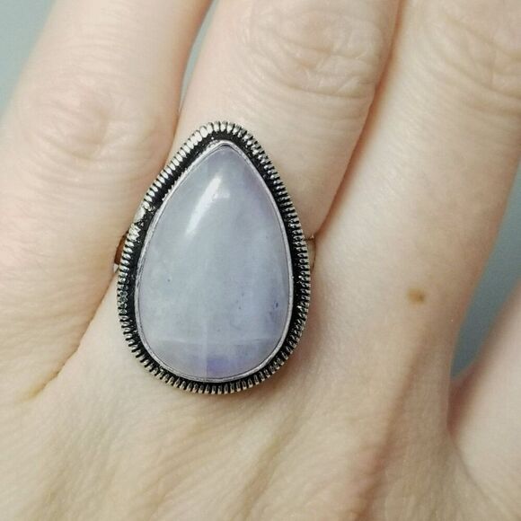 Vintage Drop Shape Cabochon Stone Ring, Bezel Set Silver Tone size 6.5, Estate - Picture 8 of 8